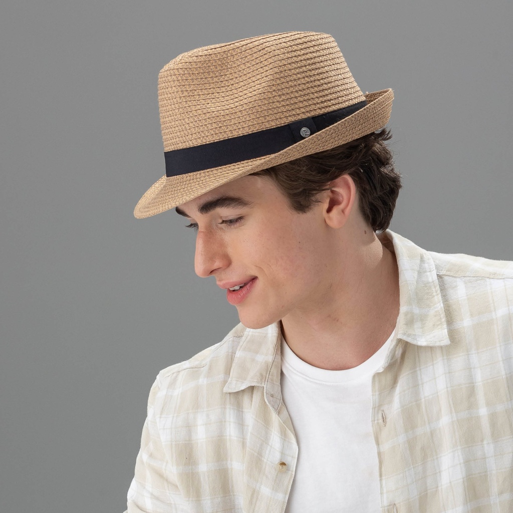 Resort Trilby